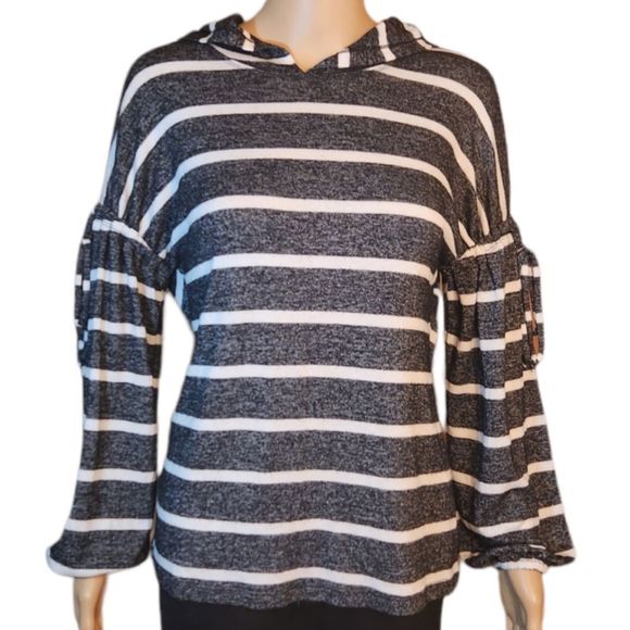 Charming Charlie Shirt Womens Hooded Gray White Striped Size Medium - Picture 1 of 13